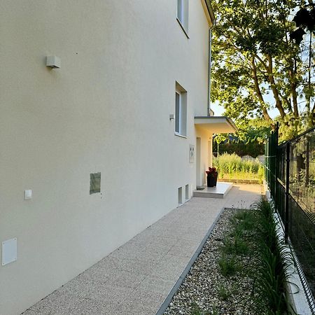 Apartment Zanzi Šamorín エクステリア 写真