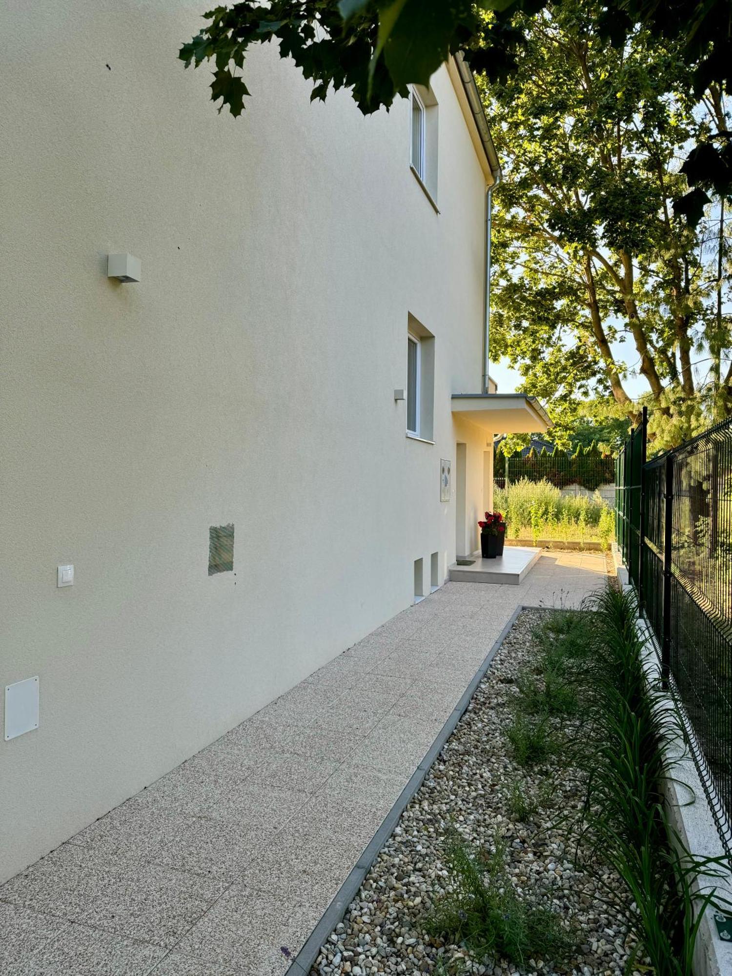 Apartment Zanzi Šamorín エクステリア 写真